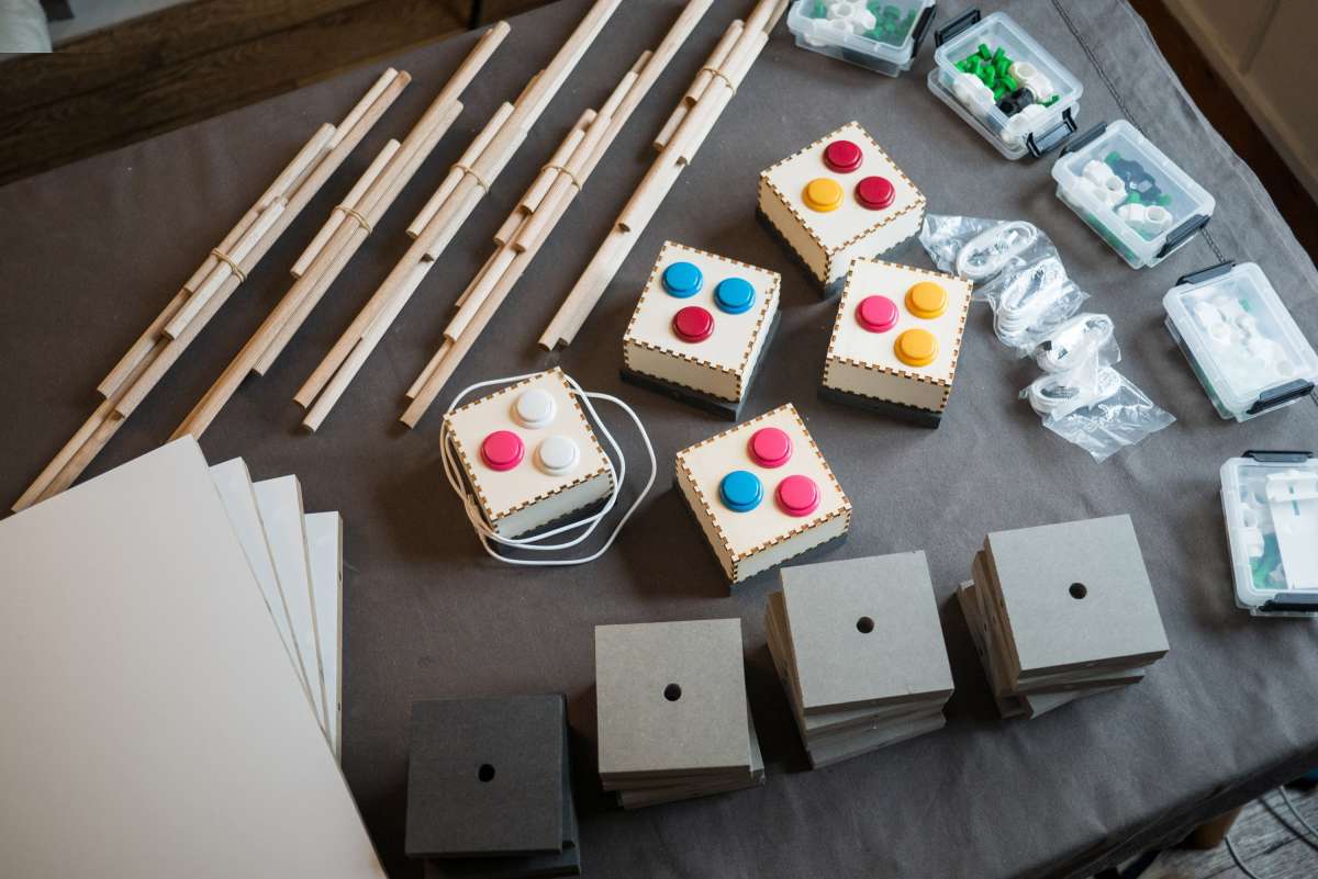 The kits given to the classes.